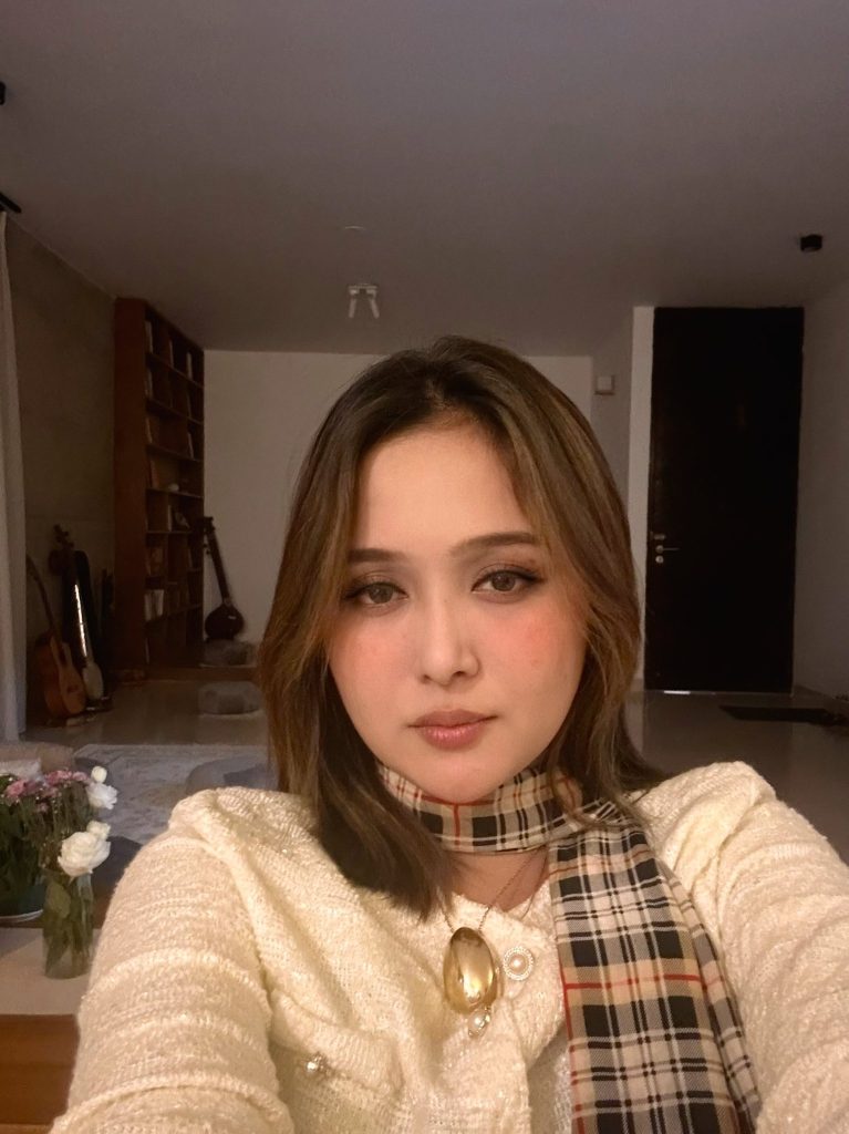 ৬০ পেরিয়েও তারুণ্যের ভাবনায় চমক